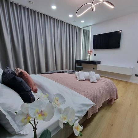 Casa Chiper - Apartament Etaj 1 ブラショフ エクステリア 写真