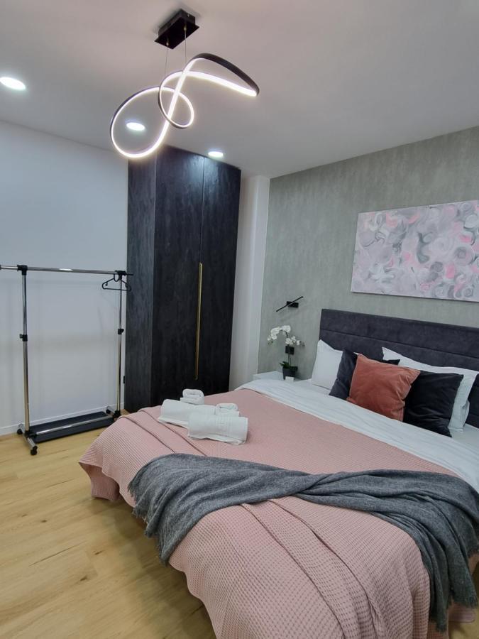 Casa Chiper - Apartament Etaj 1 ブラショフ エクステリア 写真