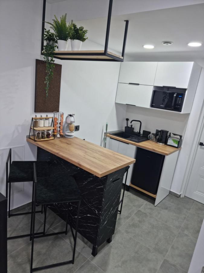 Casa Chiper - Apartament Etaj 1 ブラショフ エクステリア 写真