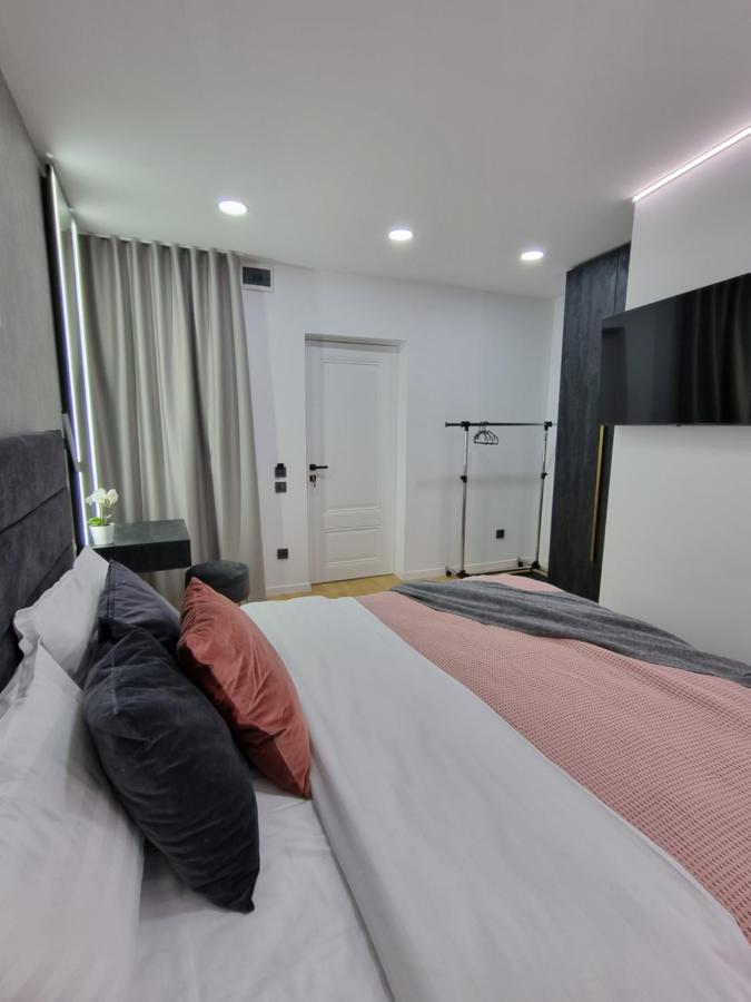 Casa Chiper - Apartament Etaj 1 ブラショフ エクステリア 写真