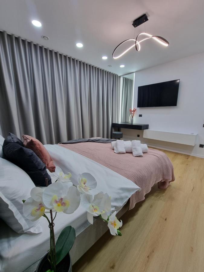 Casa Chiper - Apartament Etaj 1 ブラショフ エクステリア 写真