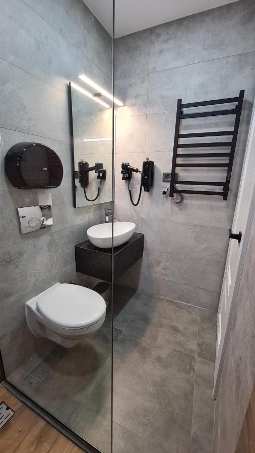 Casa Chiper - Apartament Etaj 1 ブラショフ エクステリア 写真